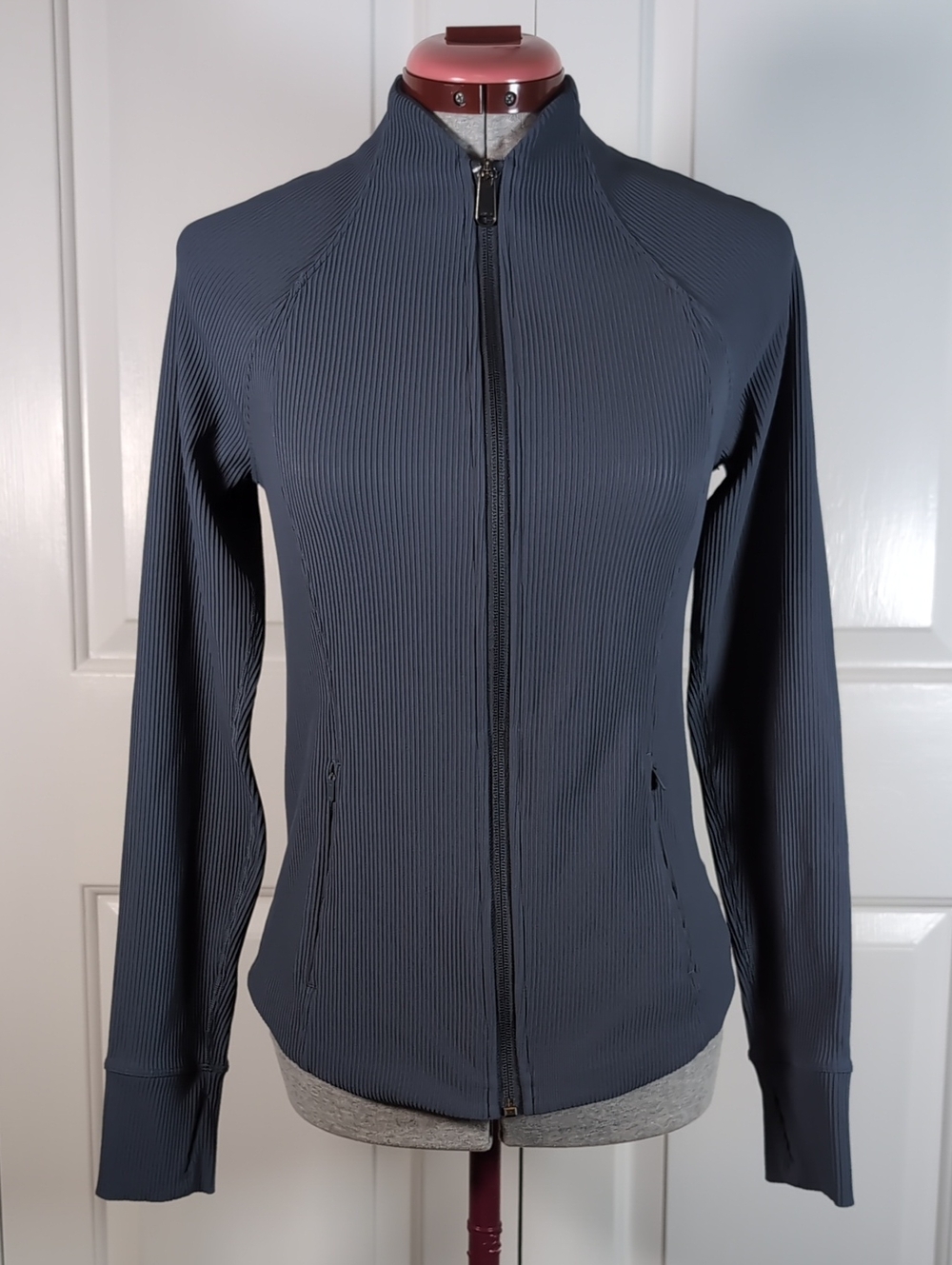 Athleta Salutation Ribbed Jacket Blue Gray Zip Up Athletic Yoga Gym Top Size S